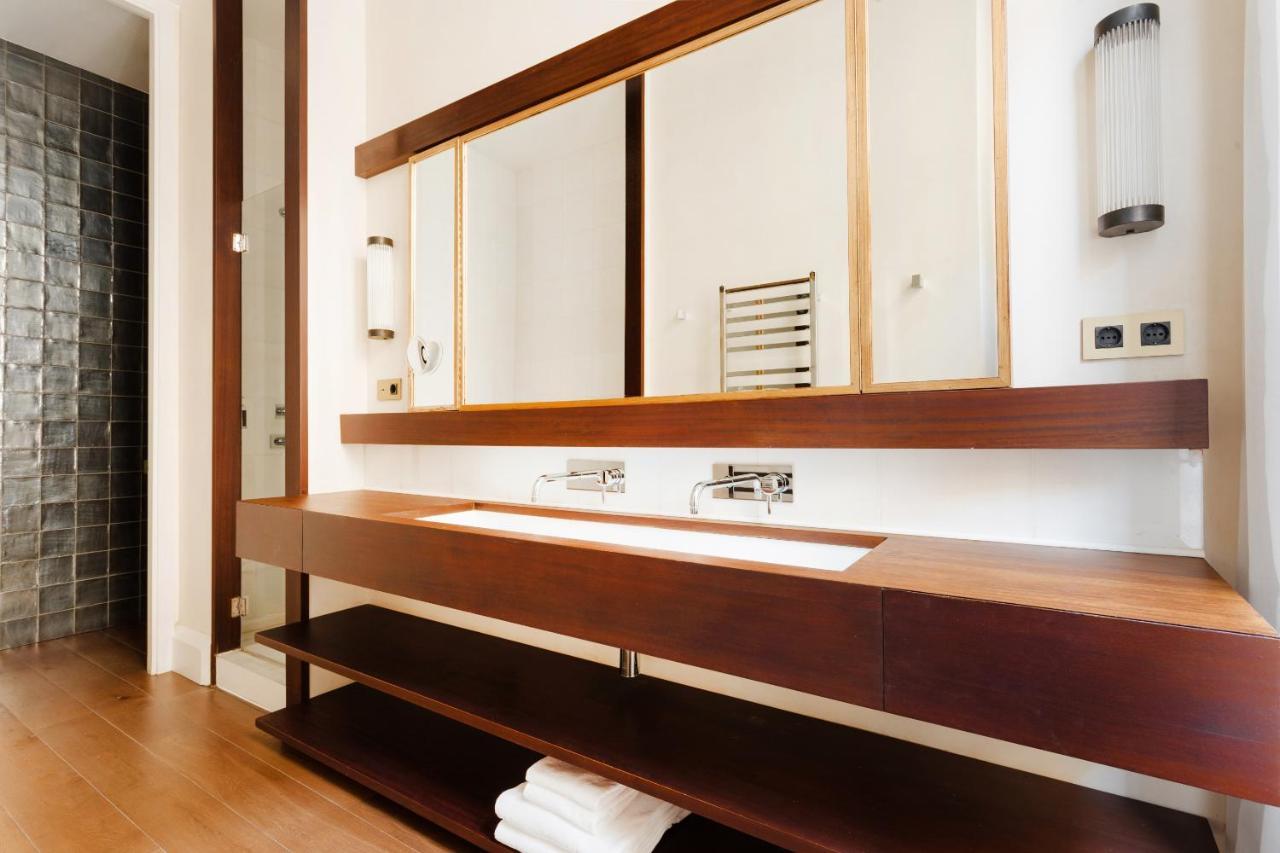 Do Placa Reial Powered By Sonder Barcelona Luaran gambar Bathroom