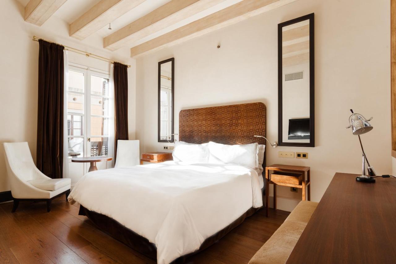 Do Placa Reial Powered By Sonder Barcelona Bilik gambar