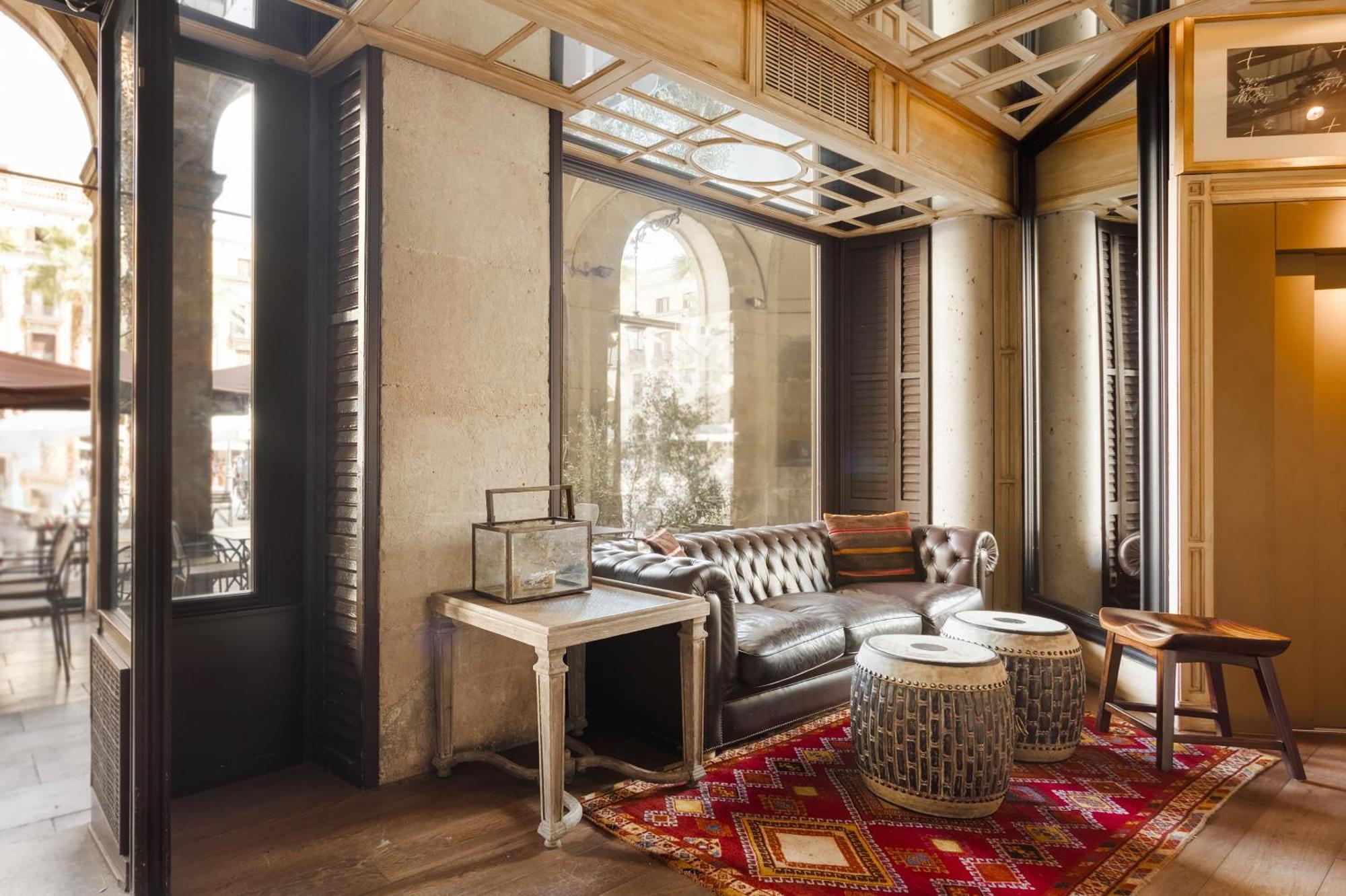 Do Placa Reial Powered By Sonder Barcelona Luaran gambar The Library at The Westin Palace Madrid